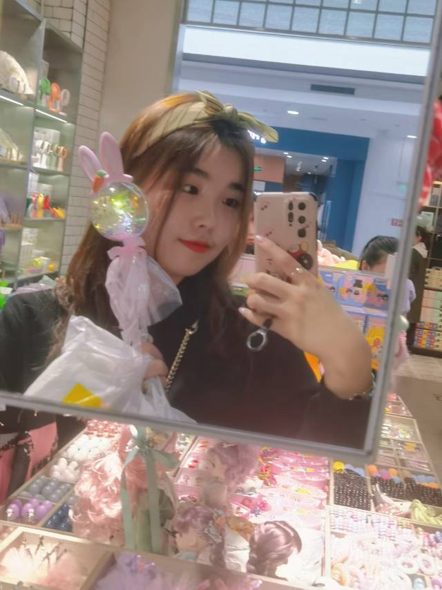 王嘉琦个人生活照1