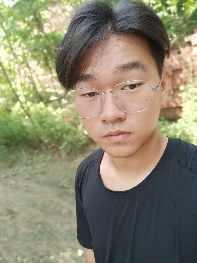 刘丰硕个人生活照1
