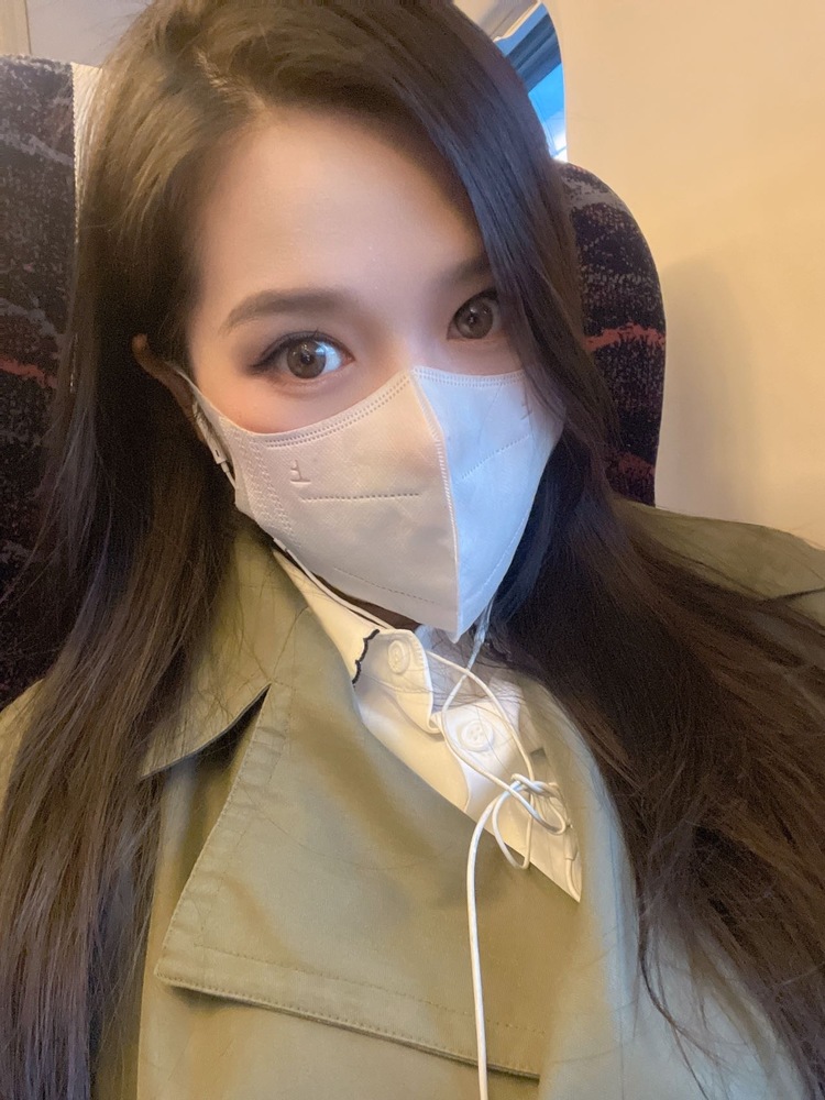 黄越个人生活照1