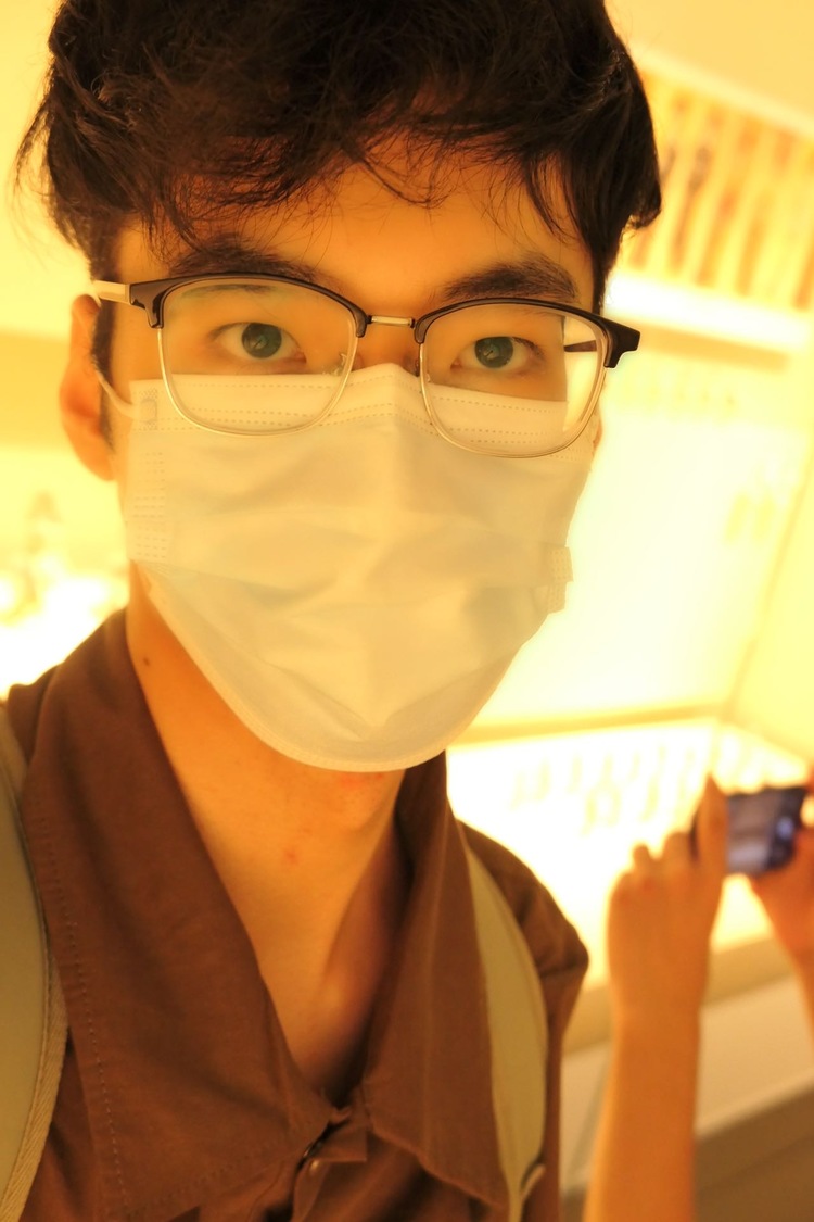 张子鸣个人生活照1