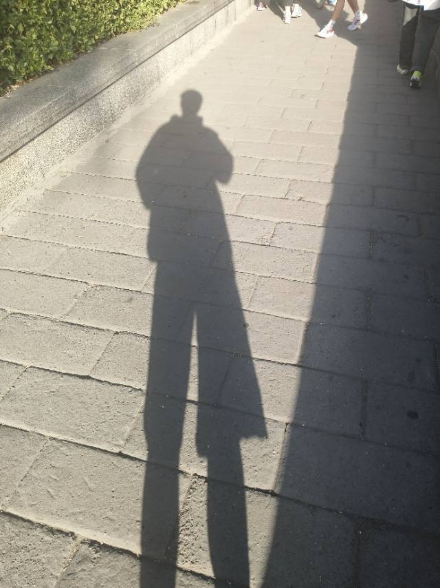 何建宏个人生活照1