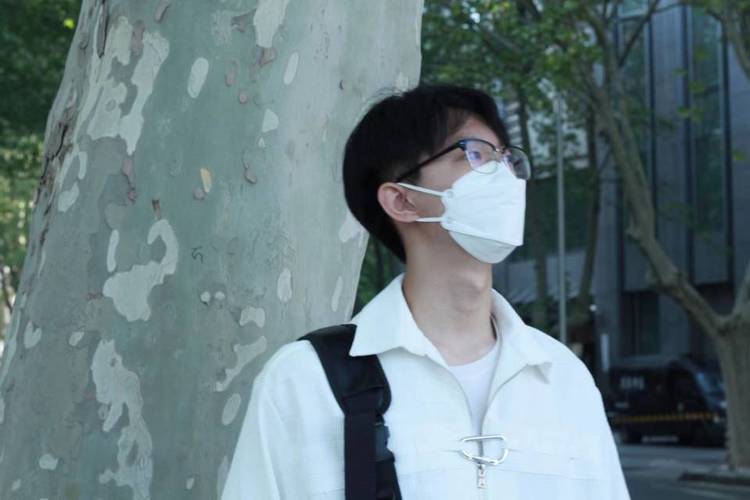 孙际昊个人生活照2