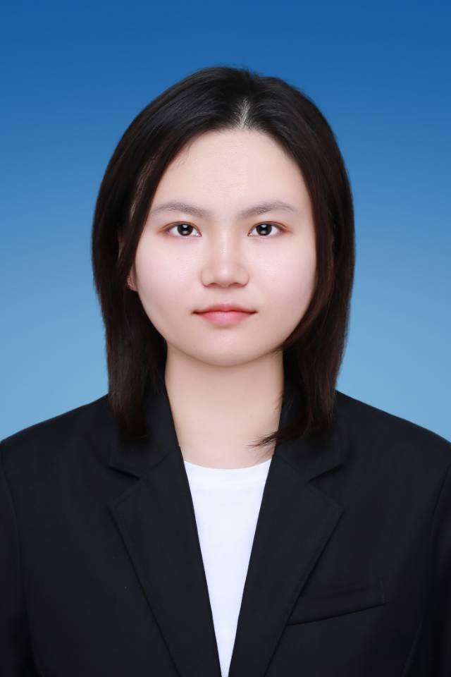 陈嬿颖个人生活照1