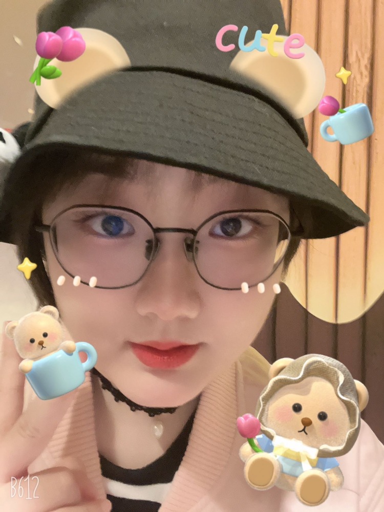 翟雅琪个人生活照3