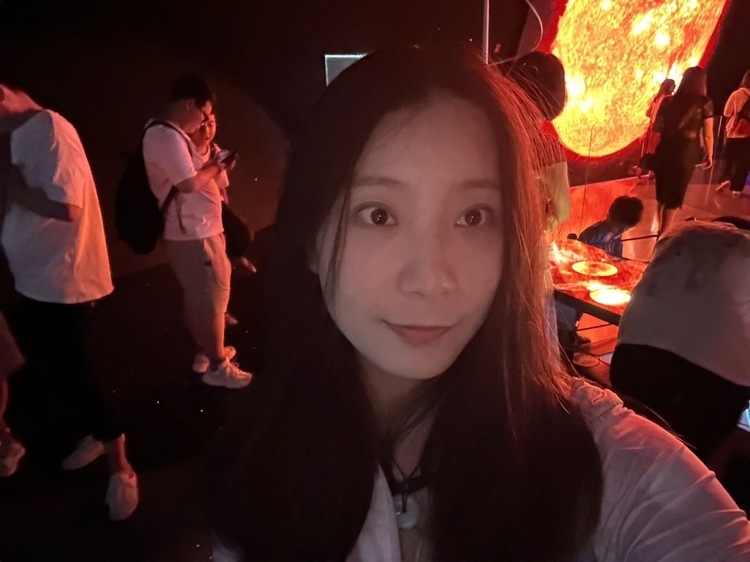 小朱老师个人生活照1