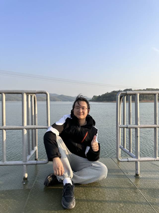 程明俊个人生活照1