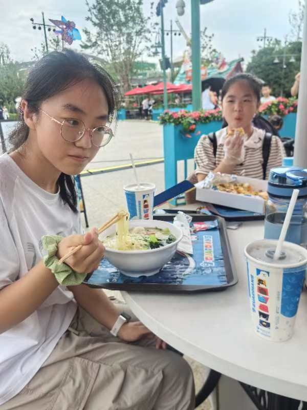 王瑾心个人生活照1