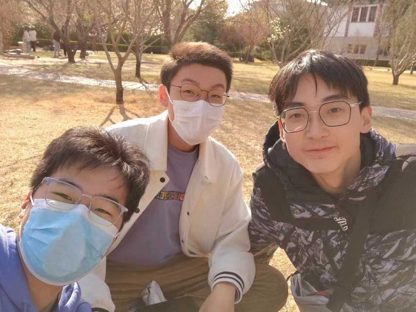 代渊博个人生活照4