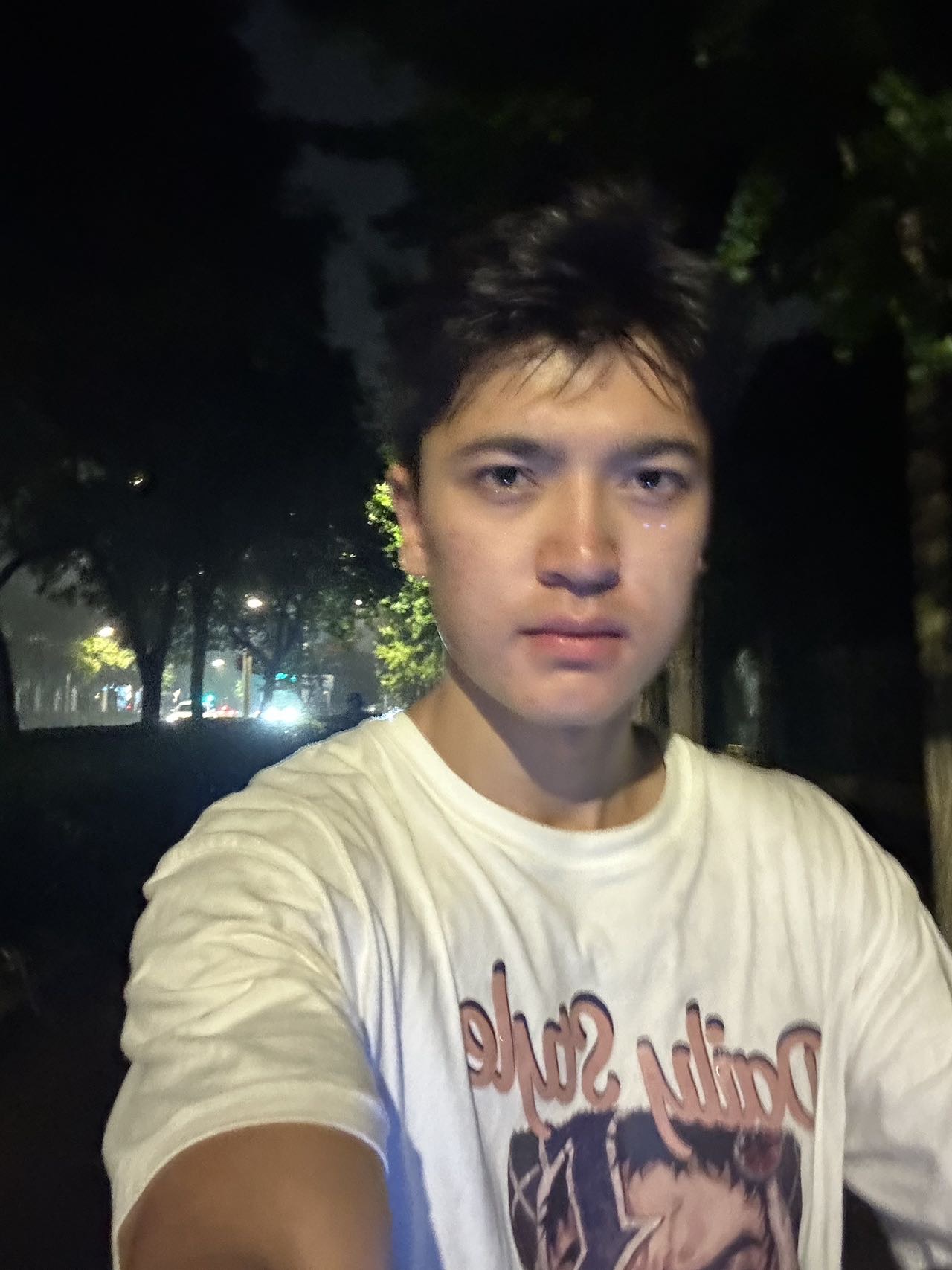 衣力亚个人生活照1