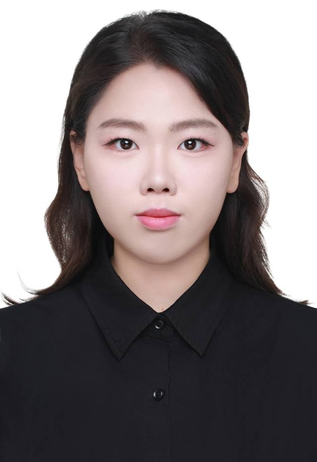 王嘉美个人生活照1