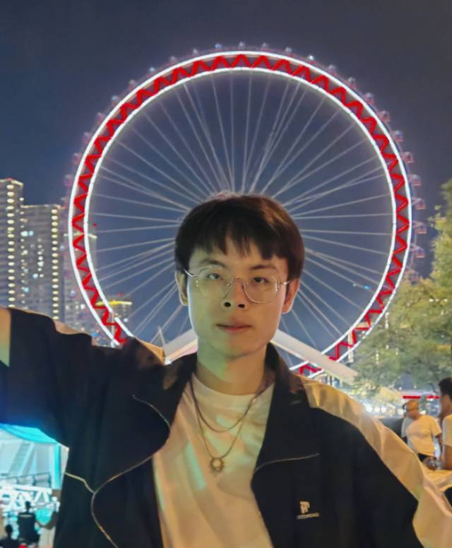 于世昊个人生活照1