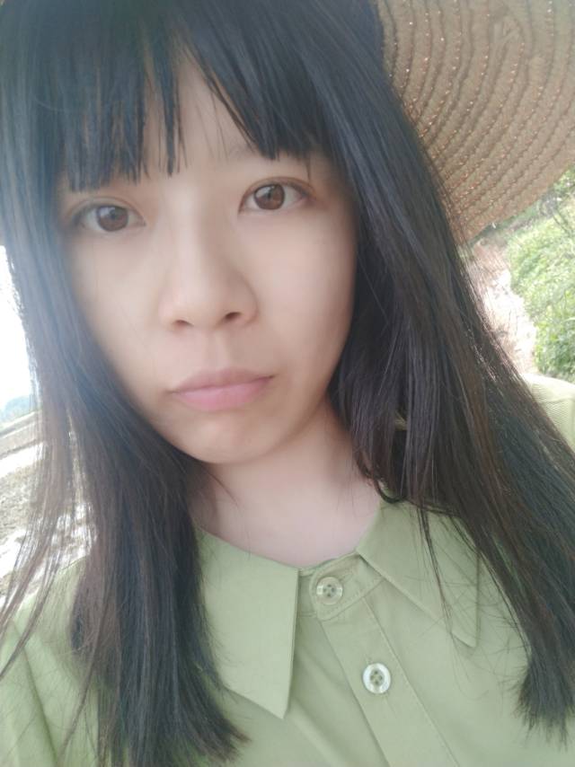 胡老师个人生活照1