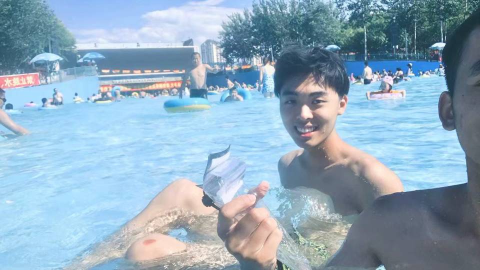 龚辰浩个人生活照3