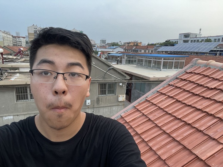 吴沛哲个人生活照1