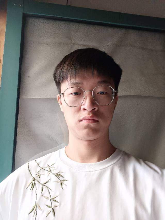李扬个人生活照1
