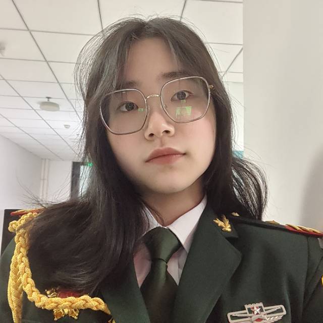 周老师个人生活照2