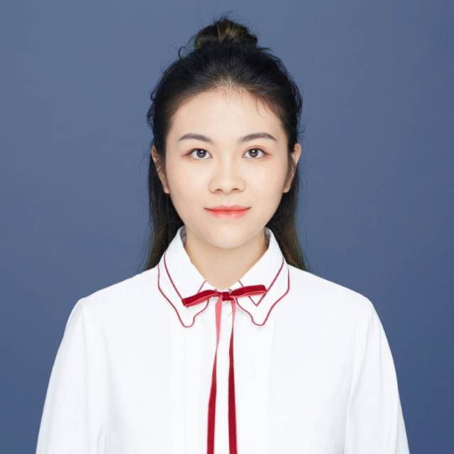 王老师个人生活照1