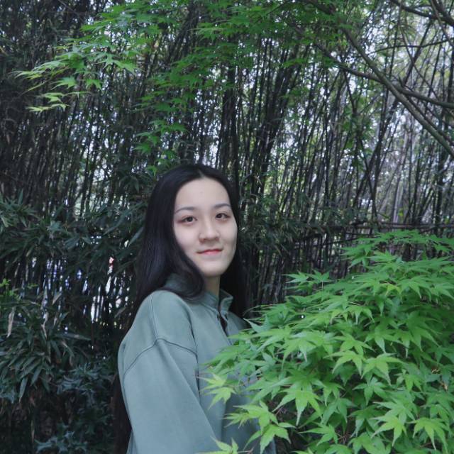 范芝钰个人生活照2