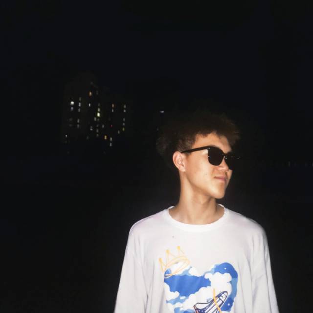 佟俊个人生活照1