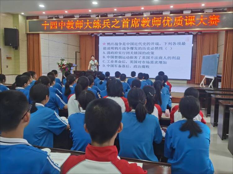 李丹丹个人生活照6