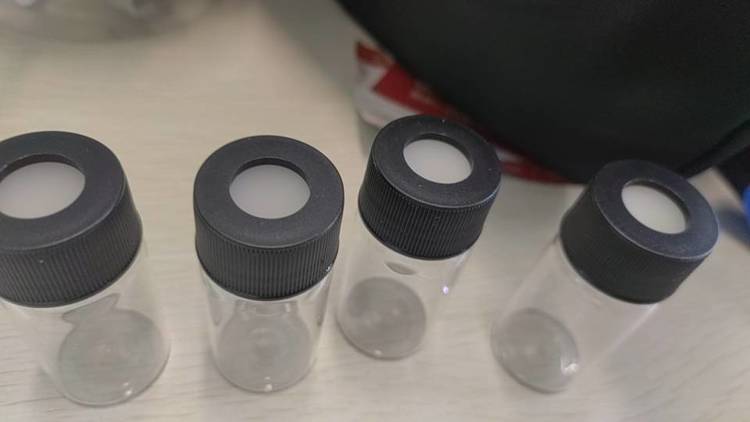 代老师个人生活照1