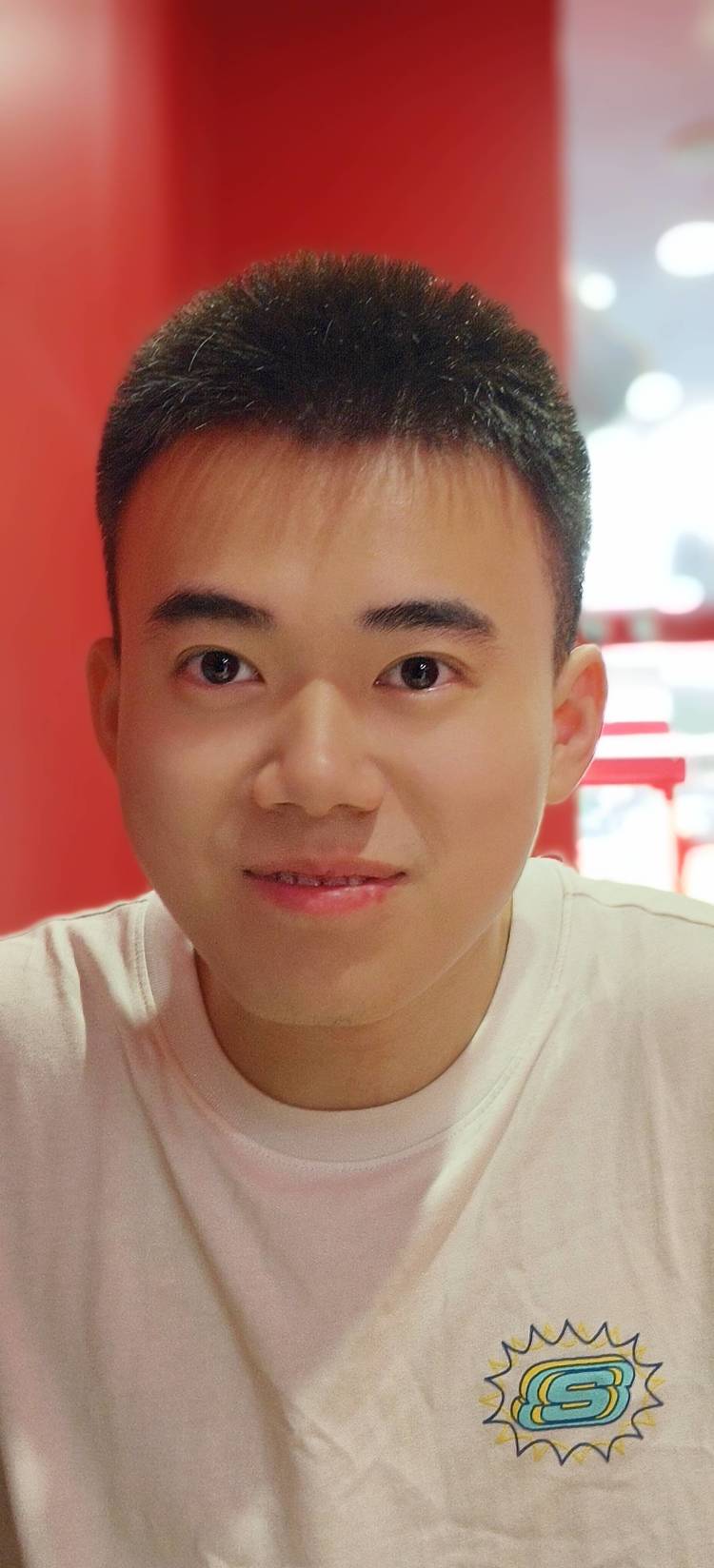 谭智聪个人生活照1