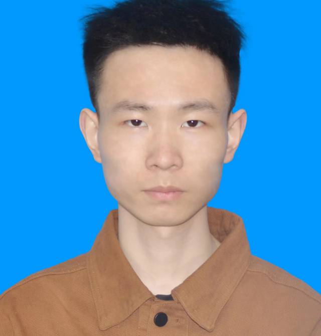 雷天慈个人生活照1