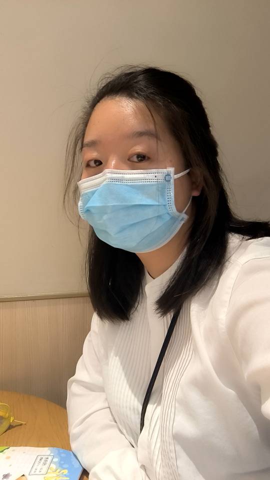 田老师个人生活照1