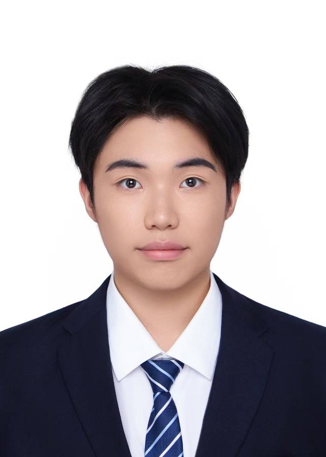 张文希个人生活照1
