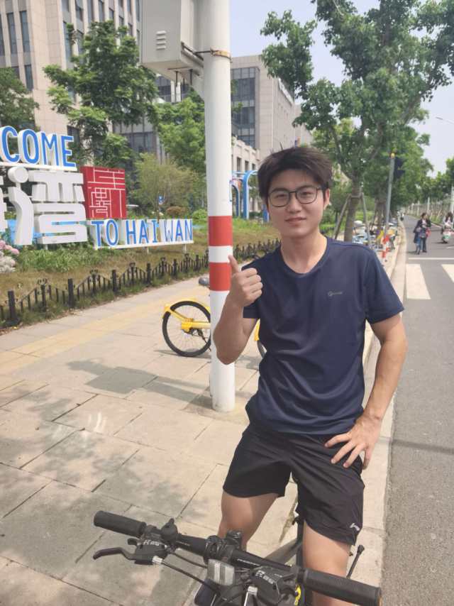 向东个人生活照3