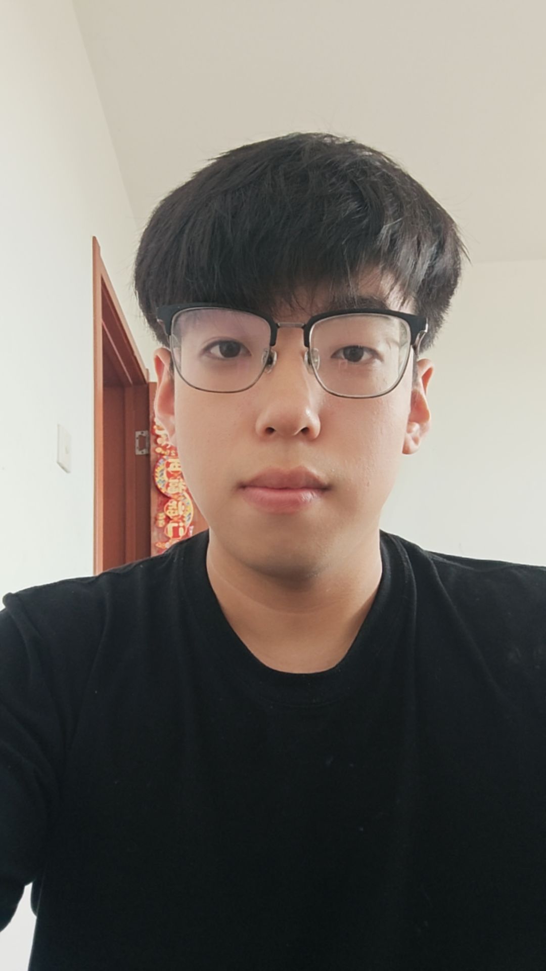 严天恒个人生活照2