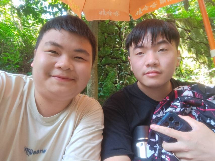 侯志雄个人生活照1