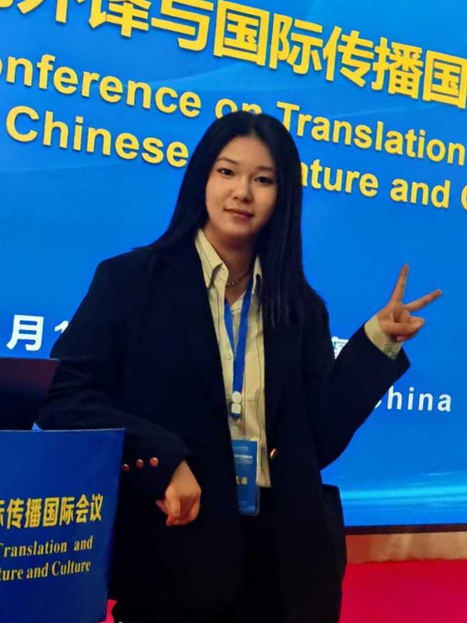 行梦琳个人生活照3