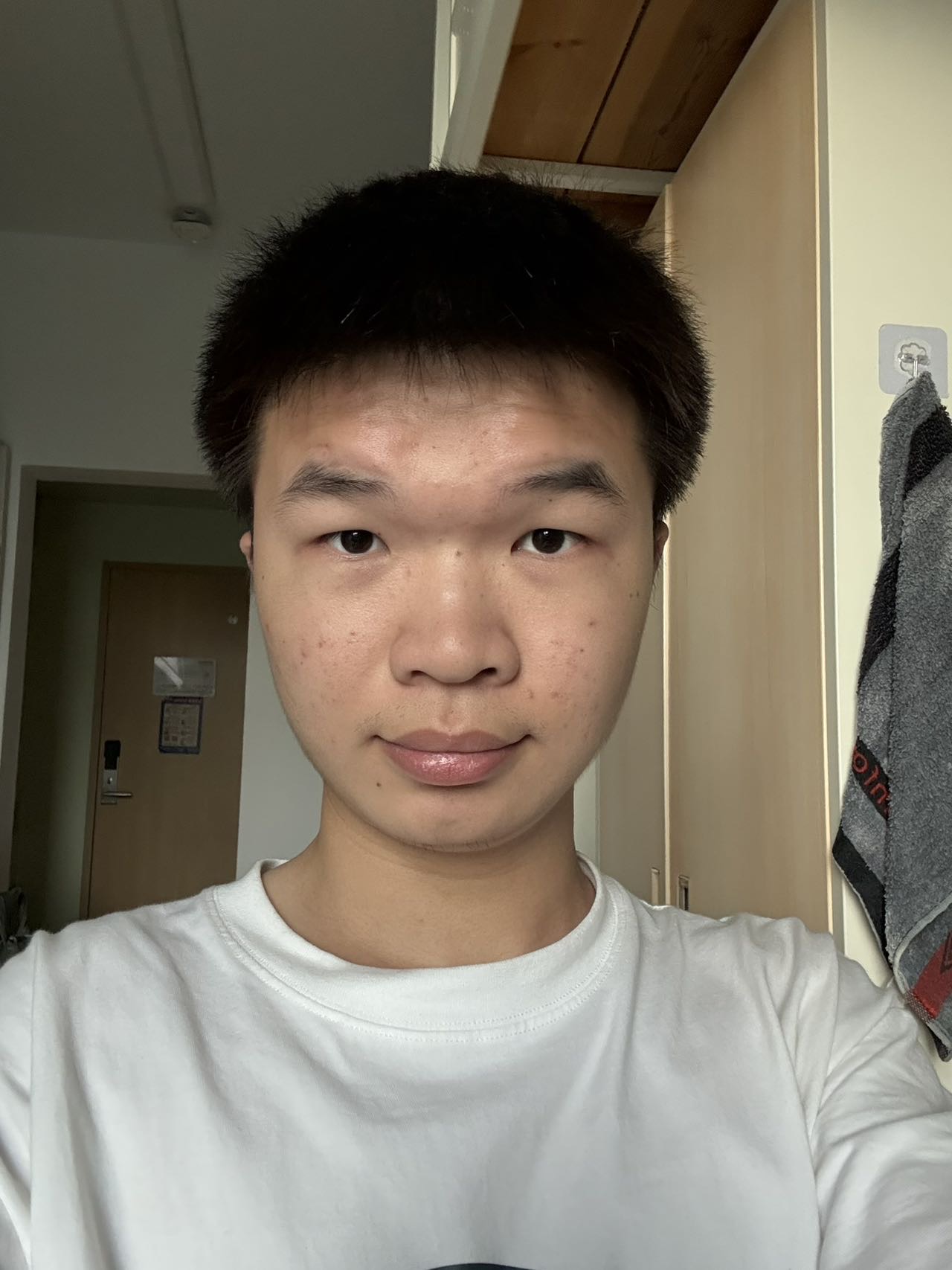刘鸿发个人生活照1