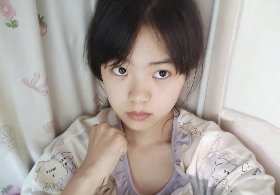 李蜜蜜个人生活照1