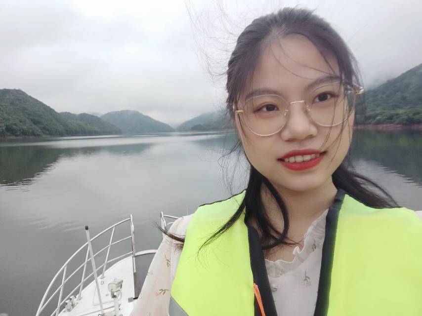 熊焰奇个人生活照3