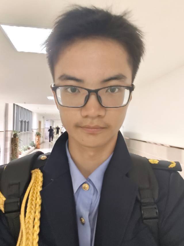 徐奥个人生活照1