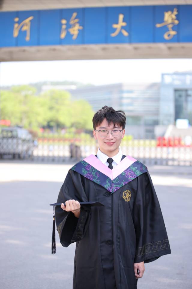 李宇轩