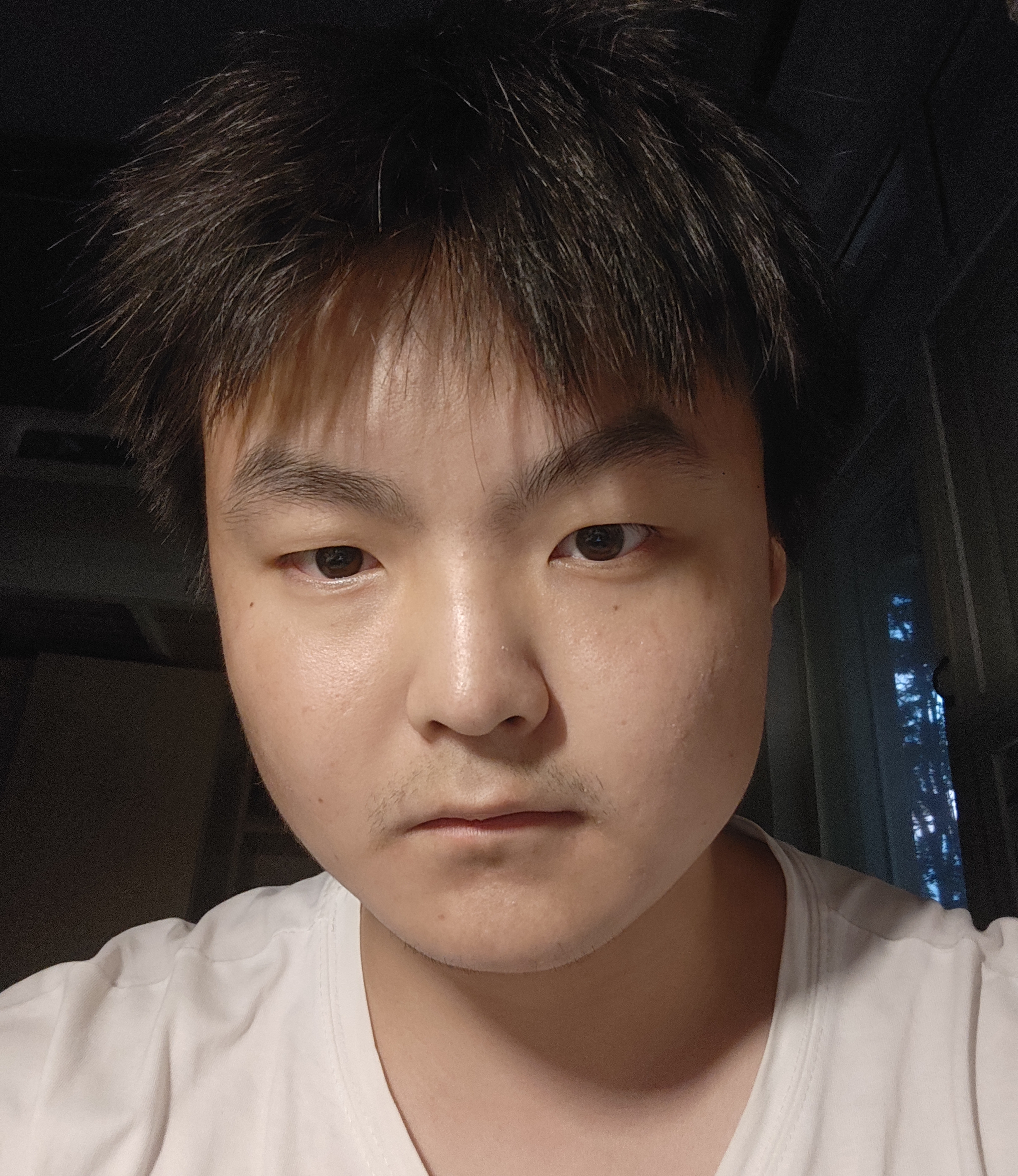 栗永琦头像