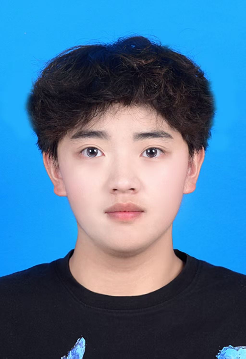 朱霖