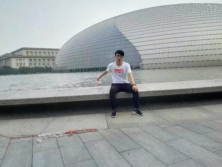 王树帅头像