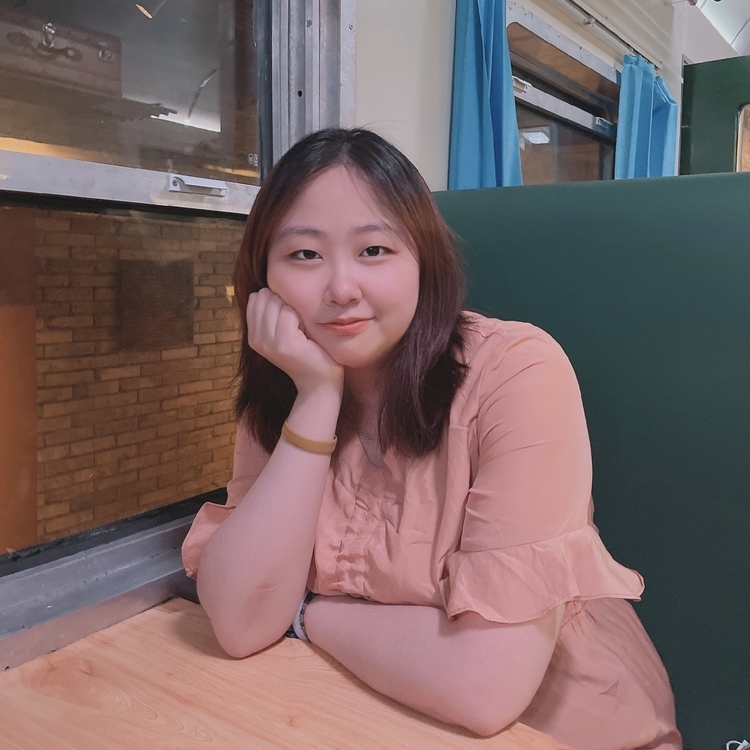 杨雅婷