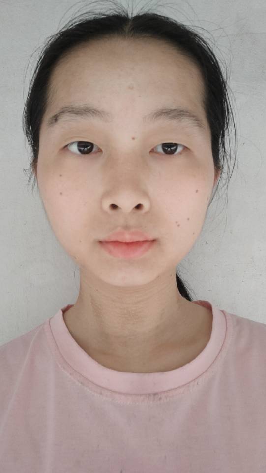 曾歆薇的头像