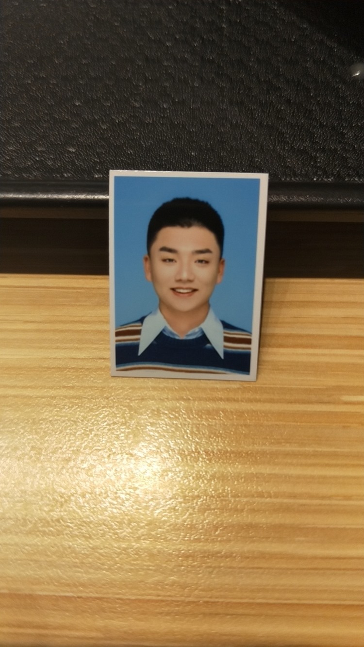 张佑一
