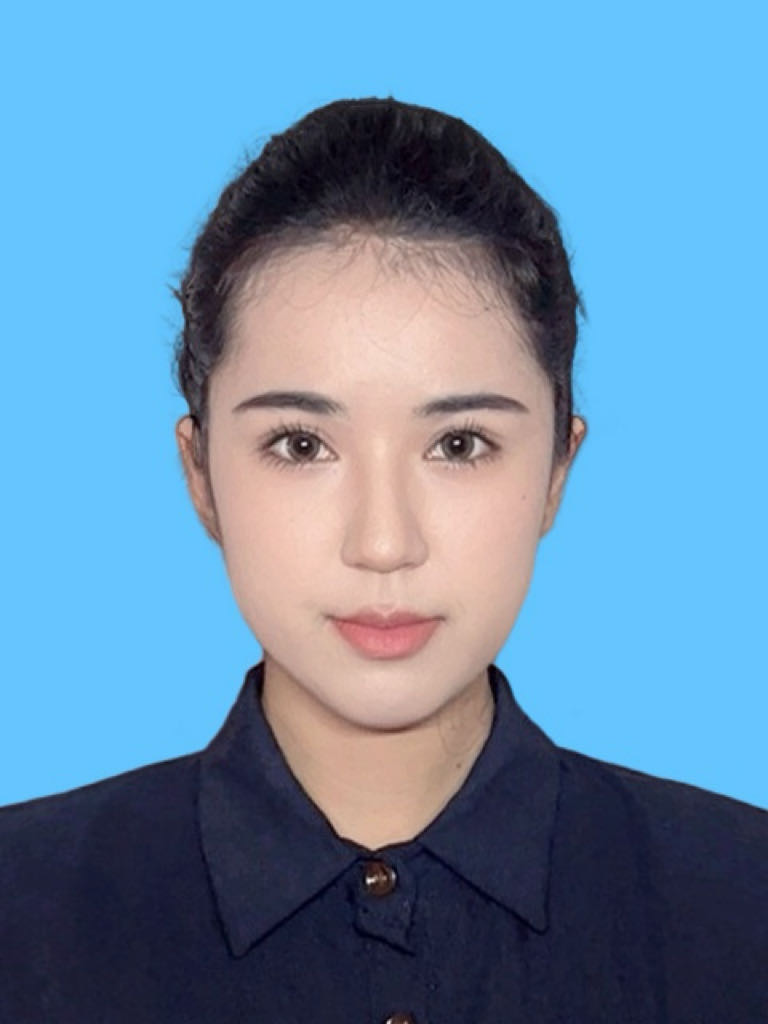 古丽斯旦老师的照片